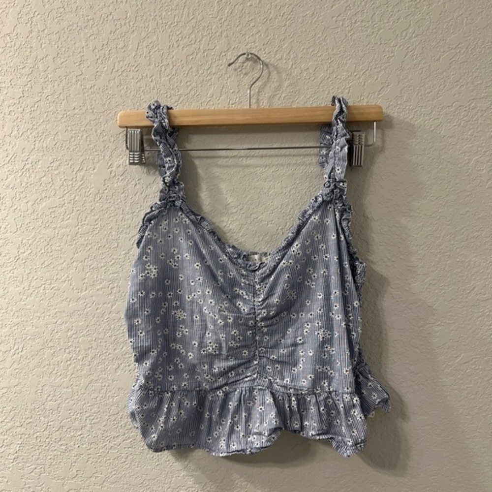 Lush Womens Blue White Pinstriped Sleeveless Crop Top Size M‎